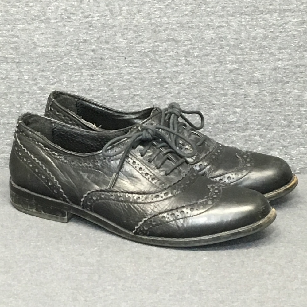 TopShop Black Leather Wingtip Oxfords 37
